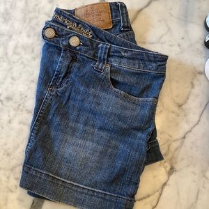 American Eagle, mini skirt, button/zip.